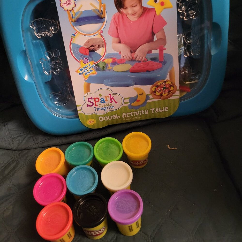 Play dough activity table
